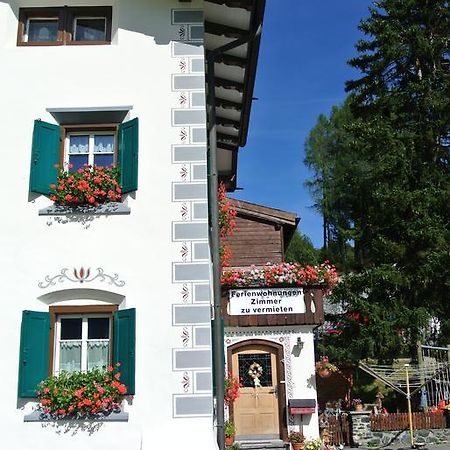ダヴォス・プラッツPension Hof Zur Stilliアパートメント エクステリア 写真
